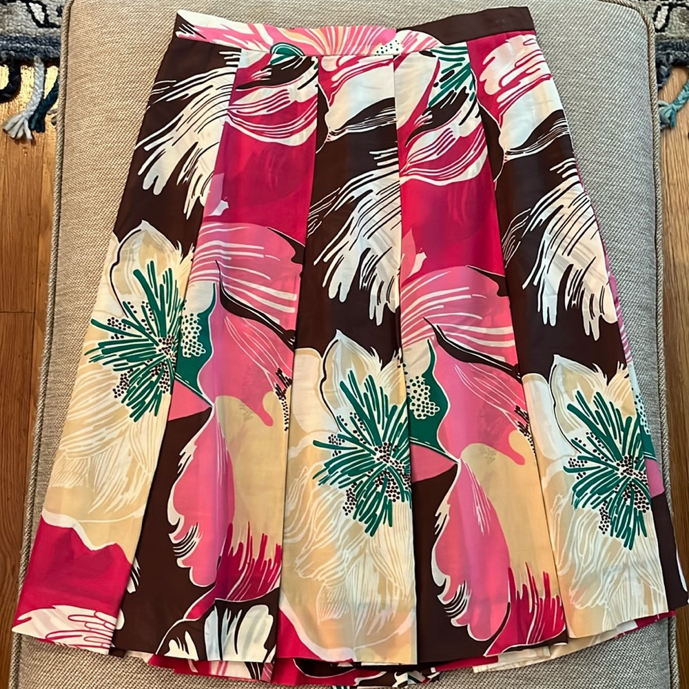 pretty pleated print skirt